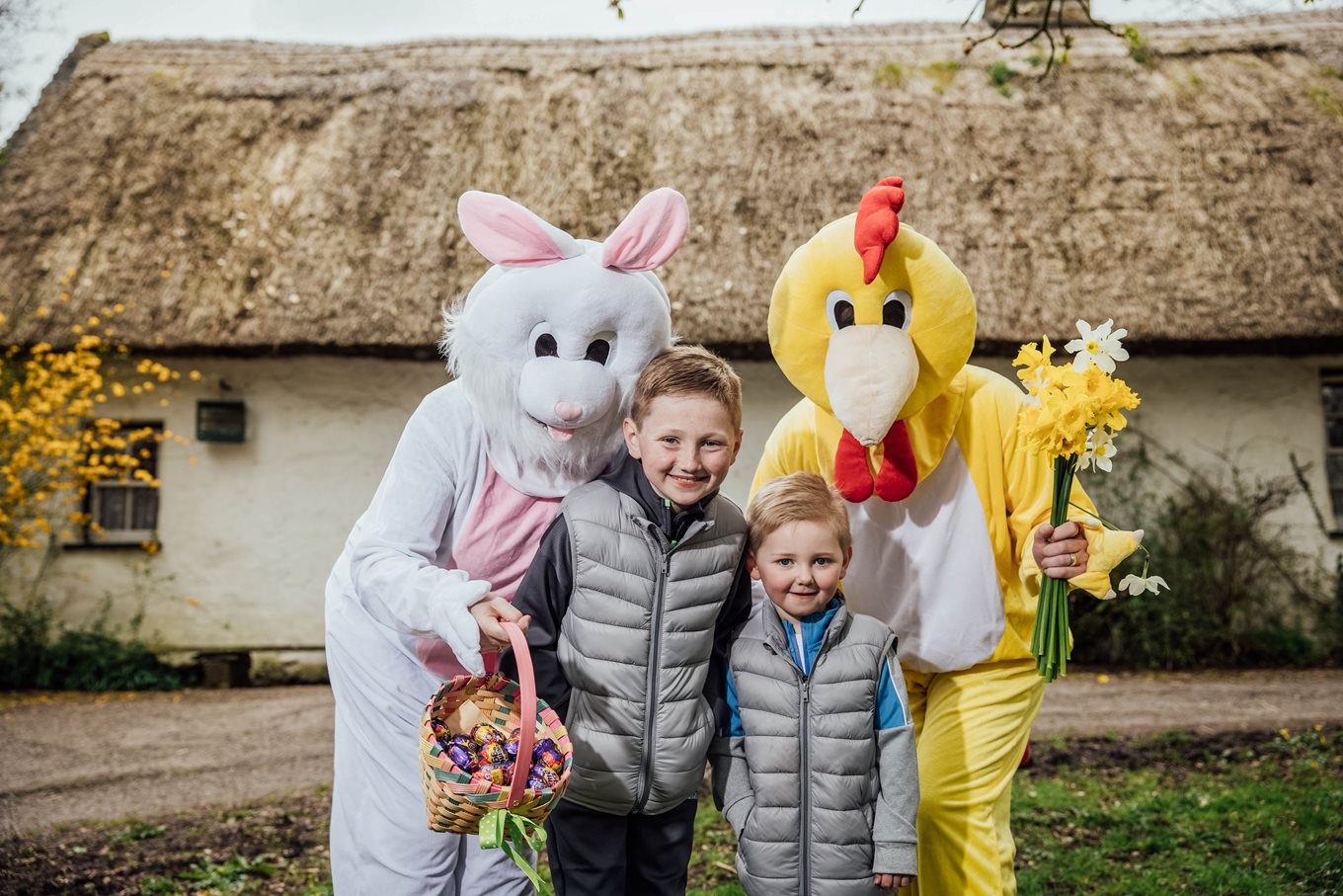 Whirlwind weekend of egg-citement at Bunratty Castle & Folk Park this Easter